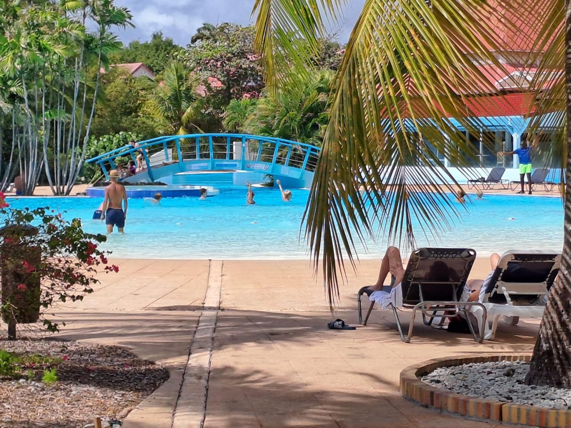 Grand Studio Vue Mer Exceptionnelle, Piscines, Plages. Sainte-Anne  Bagian luar foto